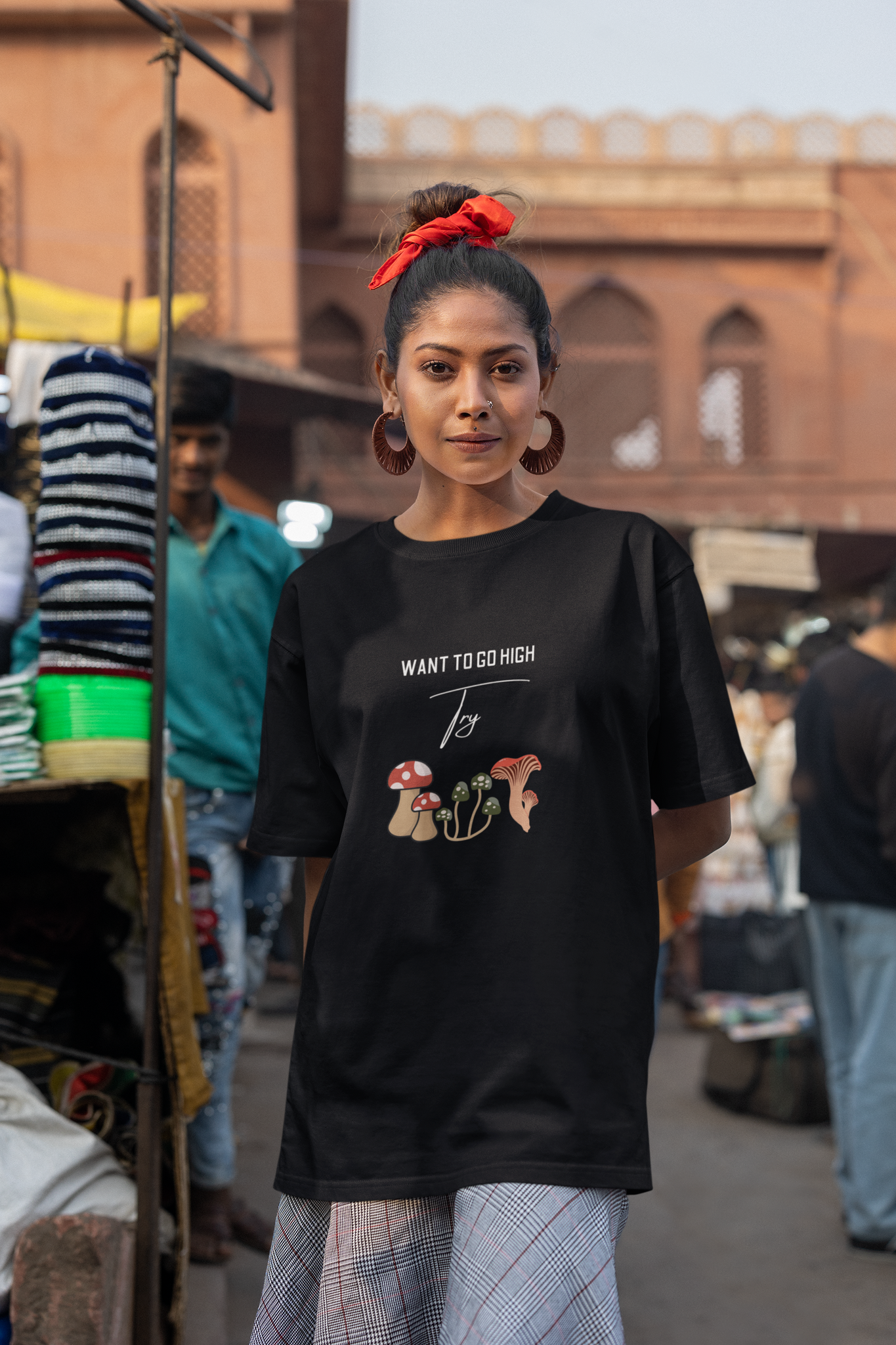 ड्रिप स्क्वाडएक्स अगर आप ऊंचाई पर जाना चाहते हैं, तो यूनिसेक्स ओवरसाइज्ड टी-शर्ट ट्राई करें